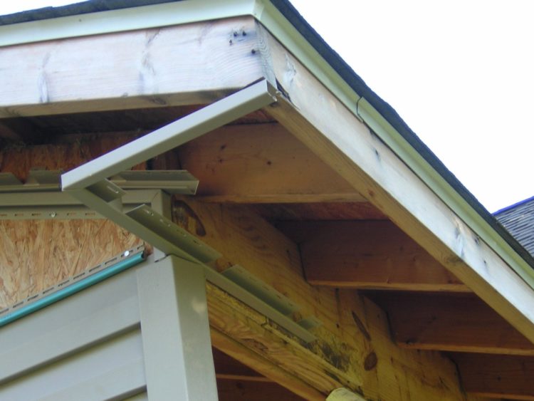 f channel or j channel for soffit