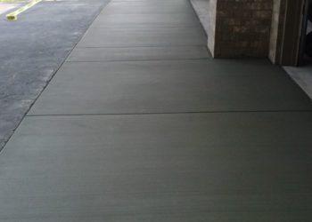 What is garage apron?