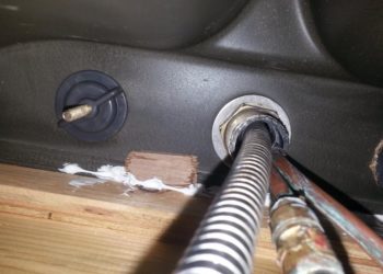 What size nut is on a kitchen faucet?