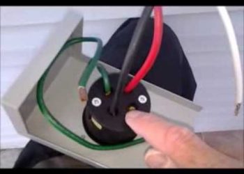 How do you wire a generator to an inlet box?