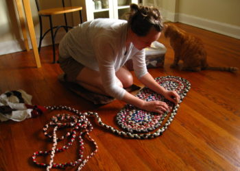 how to make a braided rug