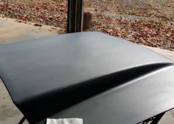 What is the best paint to use on fiberglass?
