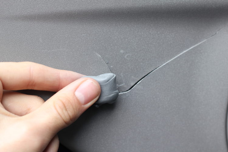 how to repair cracked plastic car dash