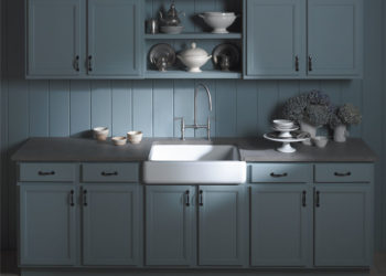 What is a self trimming farmhouse sink?