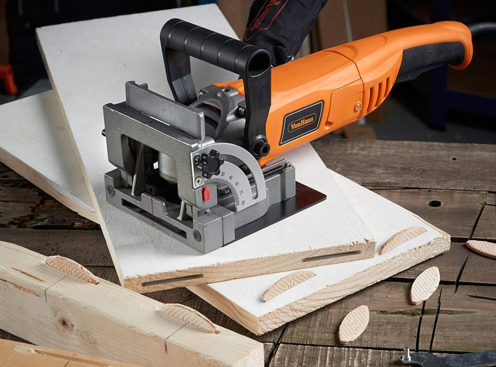 What is the difference between a plate joiner and biscuit joiner?
