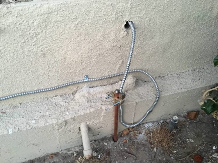 how deep does a ground rod need to be