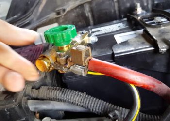 Should Battery Disconnect be on or off?