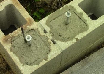 do you fill cinder blocks with concrete