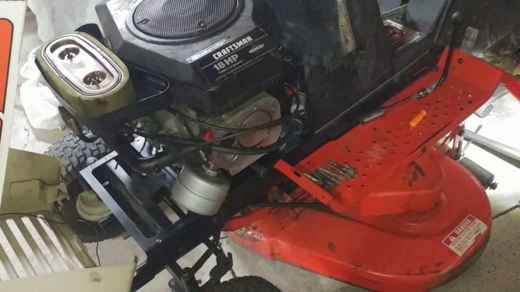 How do you change simplicity hydrostatic transmission fluid?