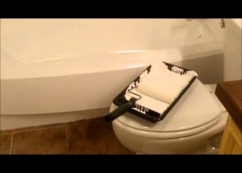 can a fiberglass tub be painted