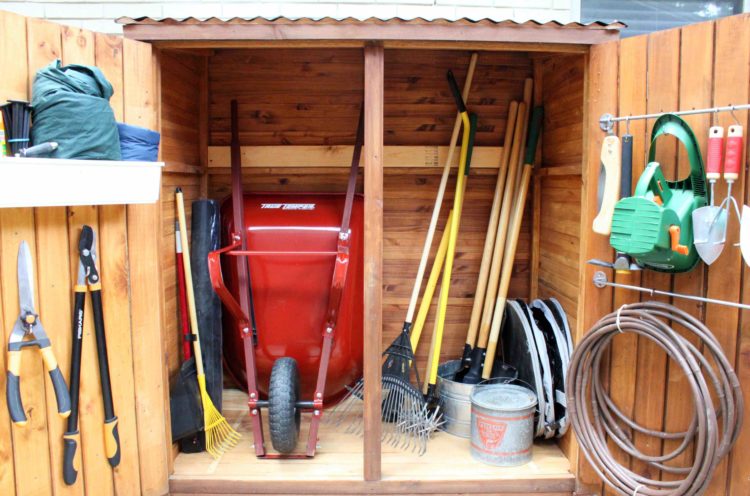 Will tools rust in a shed?