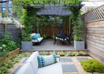 Can a fence be put up in one day?