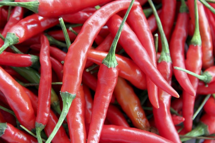 when to pick cayenne peppers