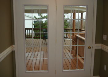 Can you remove the grids from French doors?