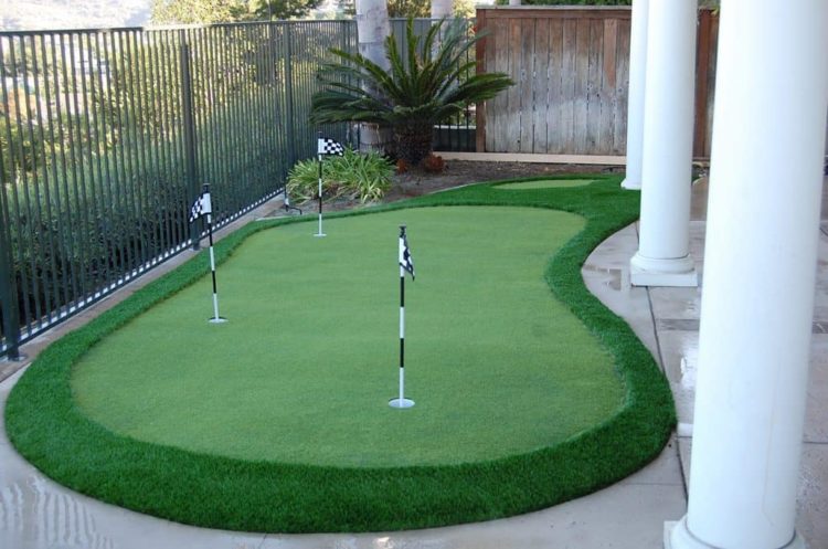 synthetic putting green maintenance