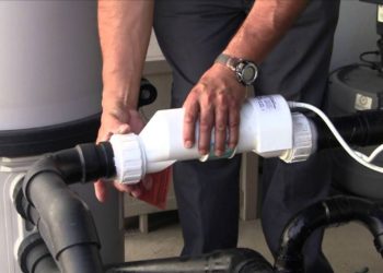 How do I know if my Hayward salt cell is bad?