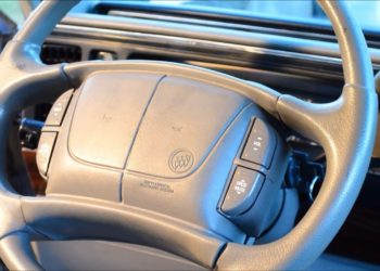 Why does my turn signal not turn off?