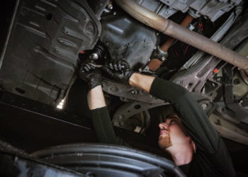 2009 toyota camry oil filter location