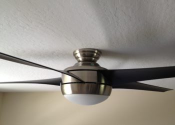 How do I reset my Hampton Bay ceiling fan?