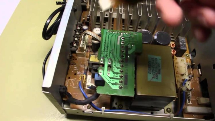How do I get my Sony receiver out of Protect Mode?