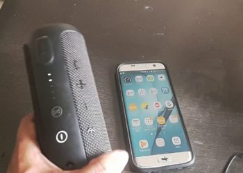 How do I connect my Blackweb Bluetooth cassette?