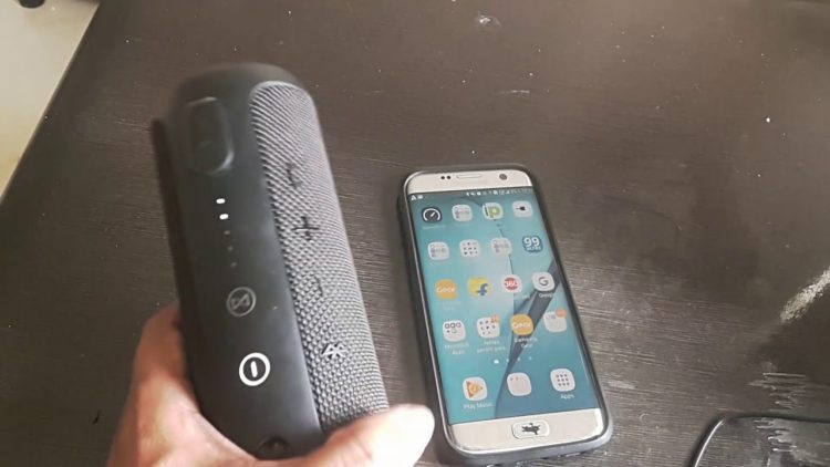 How do I connect my Blackweb Bluetooth cassette?