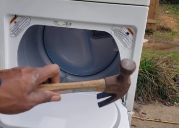 my dryer keeps turning off