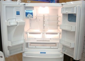 both freezer and fridge warm