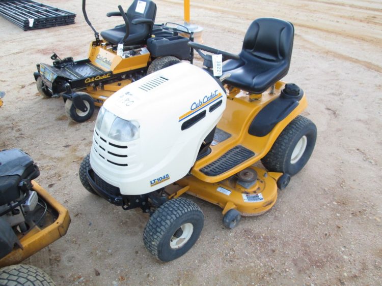 cub cadet mower starts but wont run