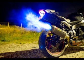 what causes a motorcycle to backfire