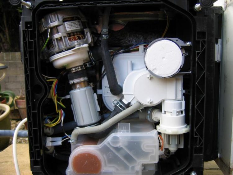 whirlpool dishwasher stuck on drain cycle