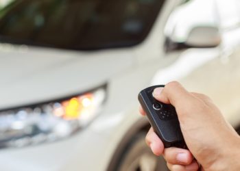 how to deice a car lock