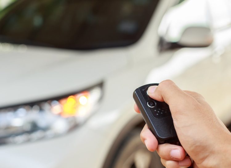how to deice a car lock