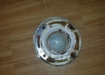 cracked flange toilet