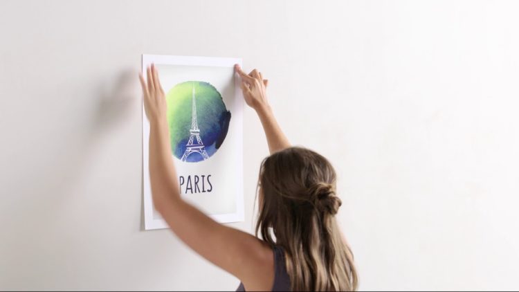 how to put up posters without damaging the poster