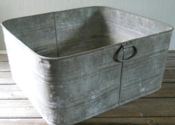 How do you restore a galvanized tub?
